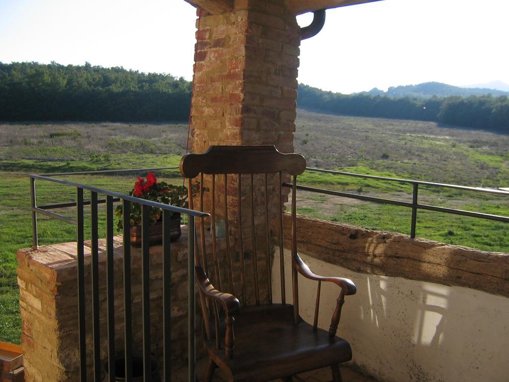 Agriturismo Il Casalino Пари Екстериор снимка