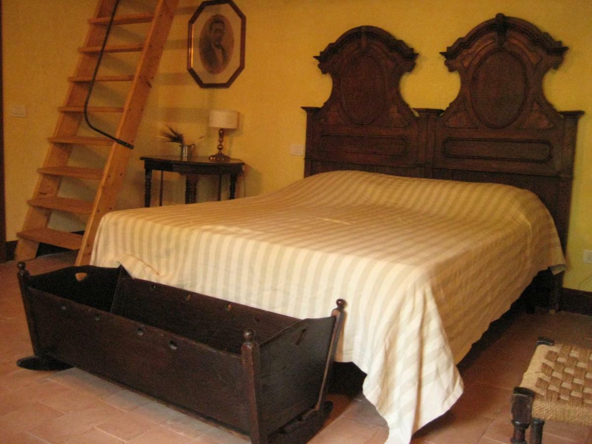 Agriturismo Il Casalino Пари Екстериор снимка